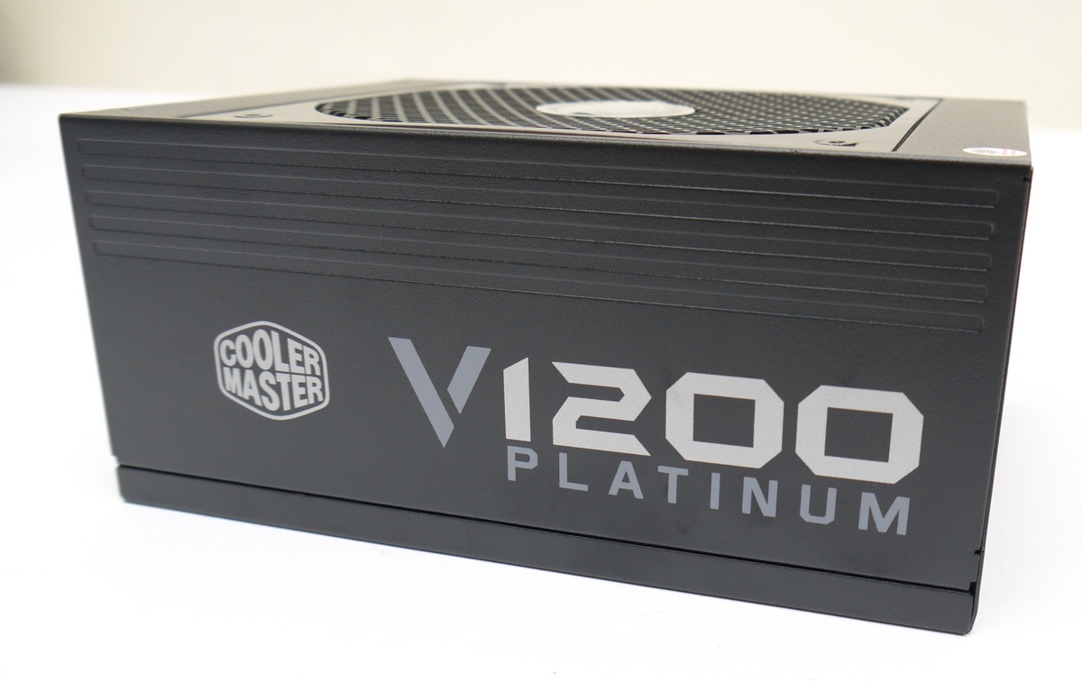 XF] 高效白金新旗艦Cooler Master V1200 Platinum 全模組電源供應器