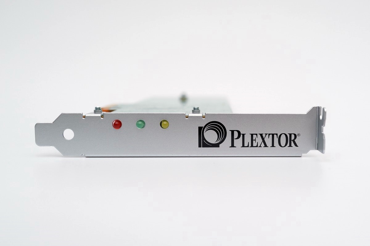 [XF] 擺脫傳統束縛 頂級傳輸快感  Plextor M6e 256G 評測