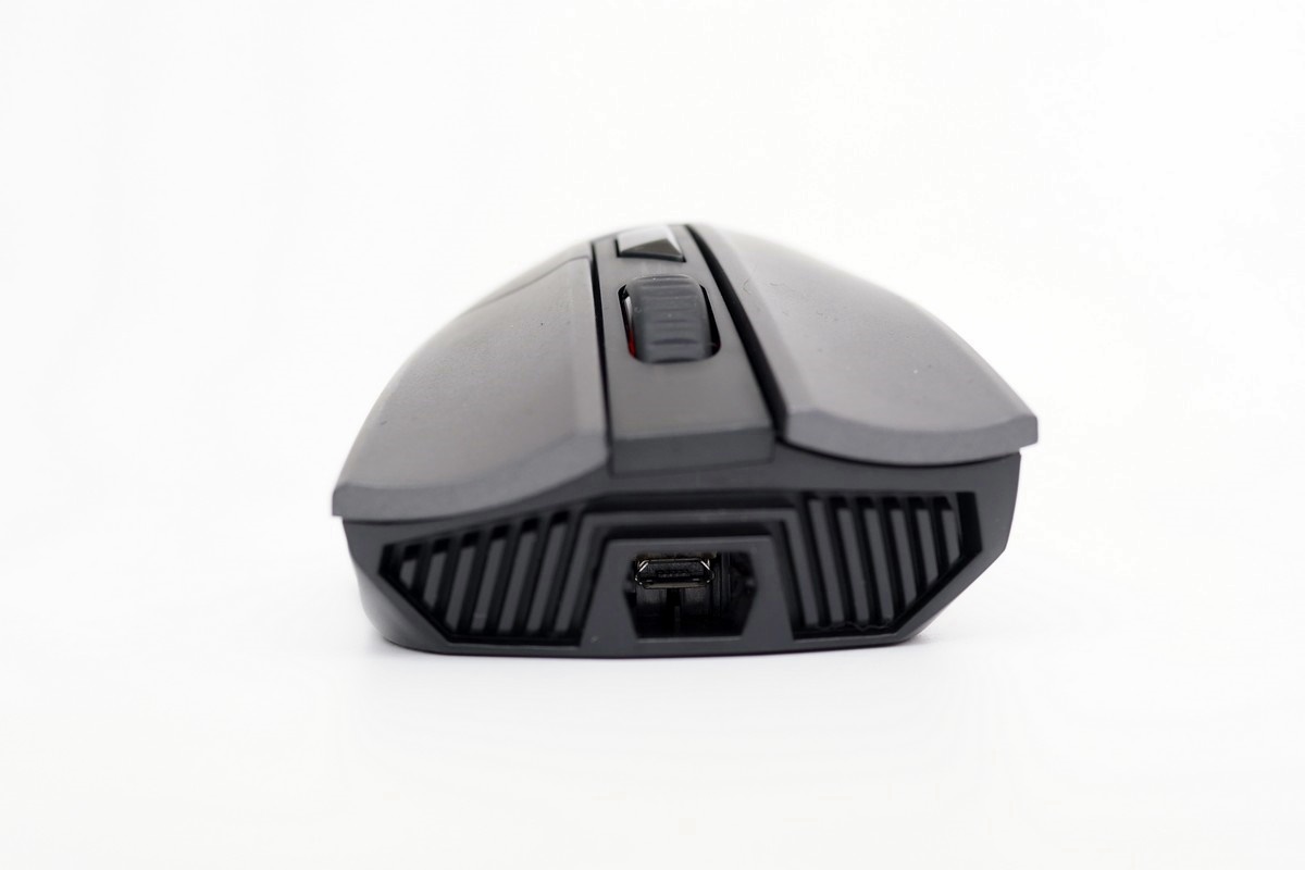 [XF] 電競創世命器 匹配玩家戰魂  ASUS ROG Gaming Mouse Gladius 滑鼠評測