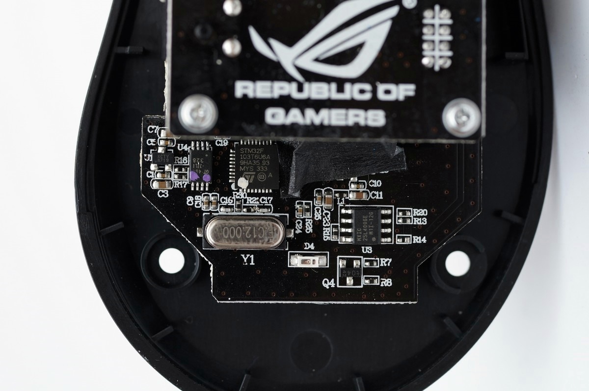 [XF] 電競創世命器 匹配玩家戰魂  ASUS ROG Gaming Mouse Gladius 滑鼠評測