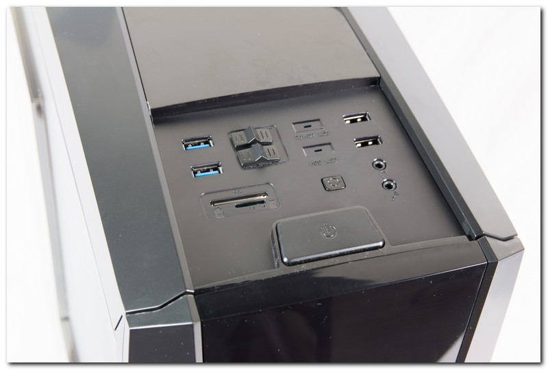 [XF]跳脫視博通框架，維京戰士機殼狂氣登場